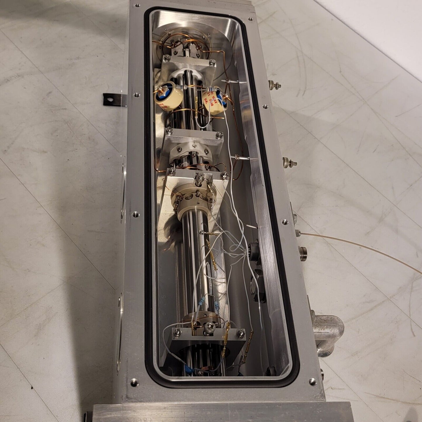 Main Vacuum Chamber From Micromass Q-TOF-ULTIMA Mass Spectrometer w/ Quadrupole