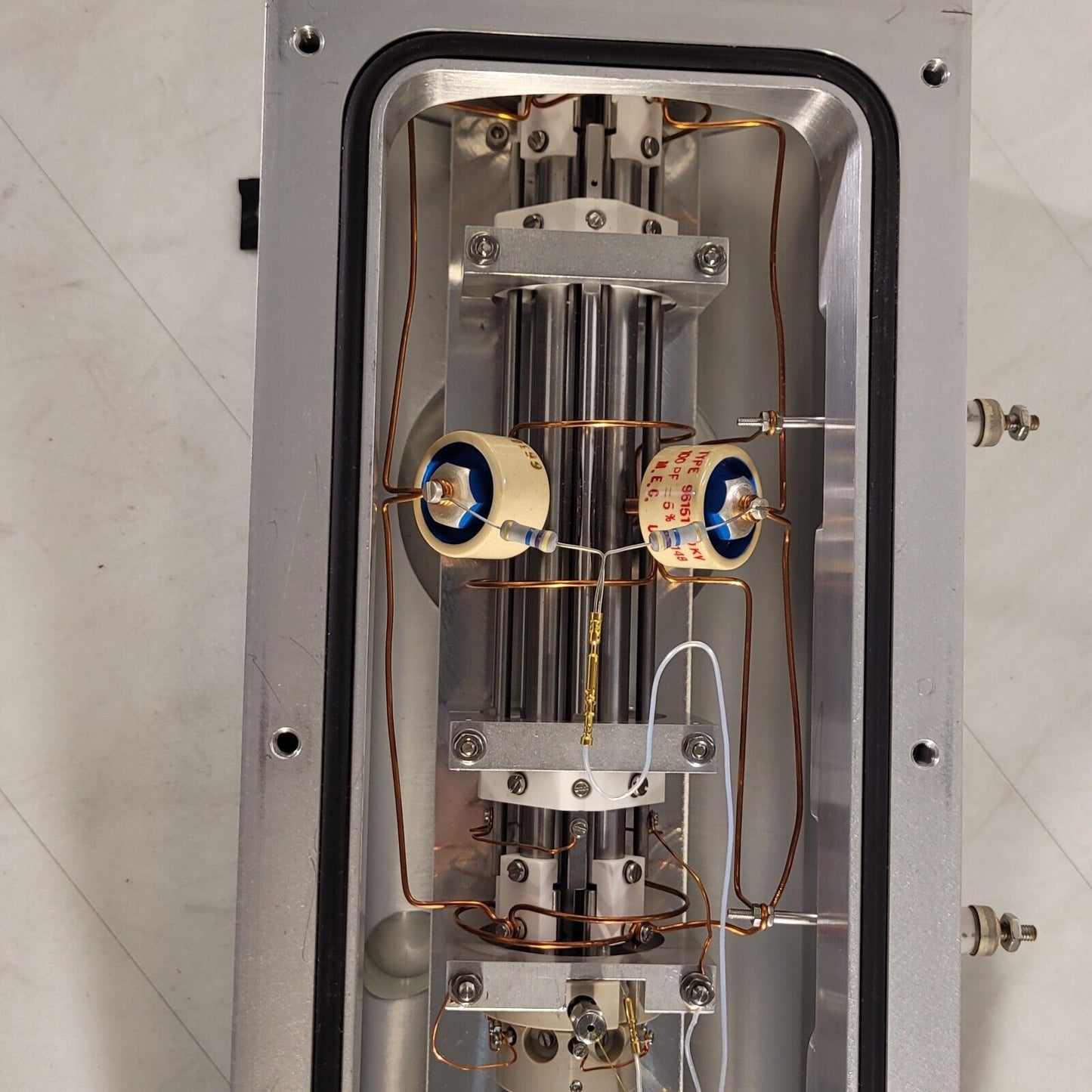Main Vacuum Chamber From Micromass Q-TOF-ULTIMA Mass Spectrometer w/ Quadrupole
