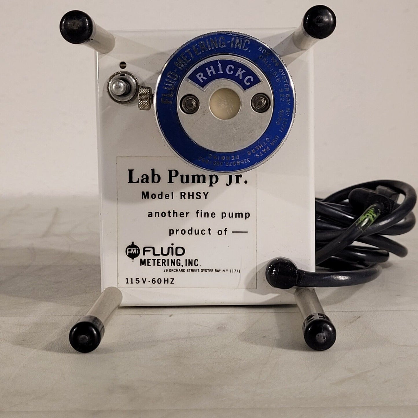 Fluid Metering Lab Pump Jr RHSY Synchronous Pump 115V 60Hz