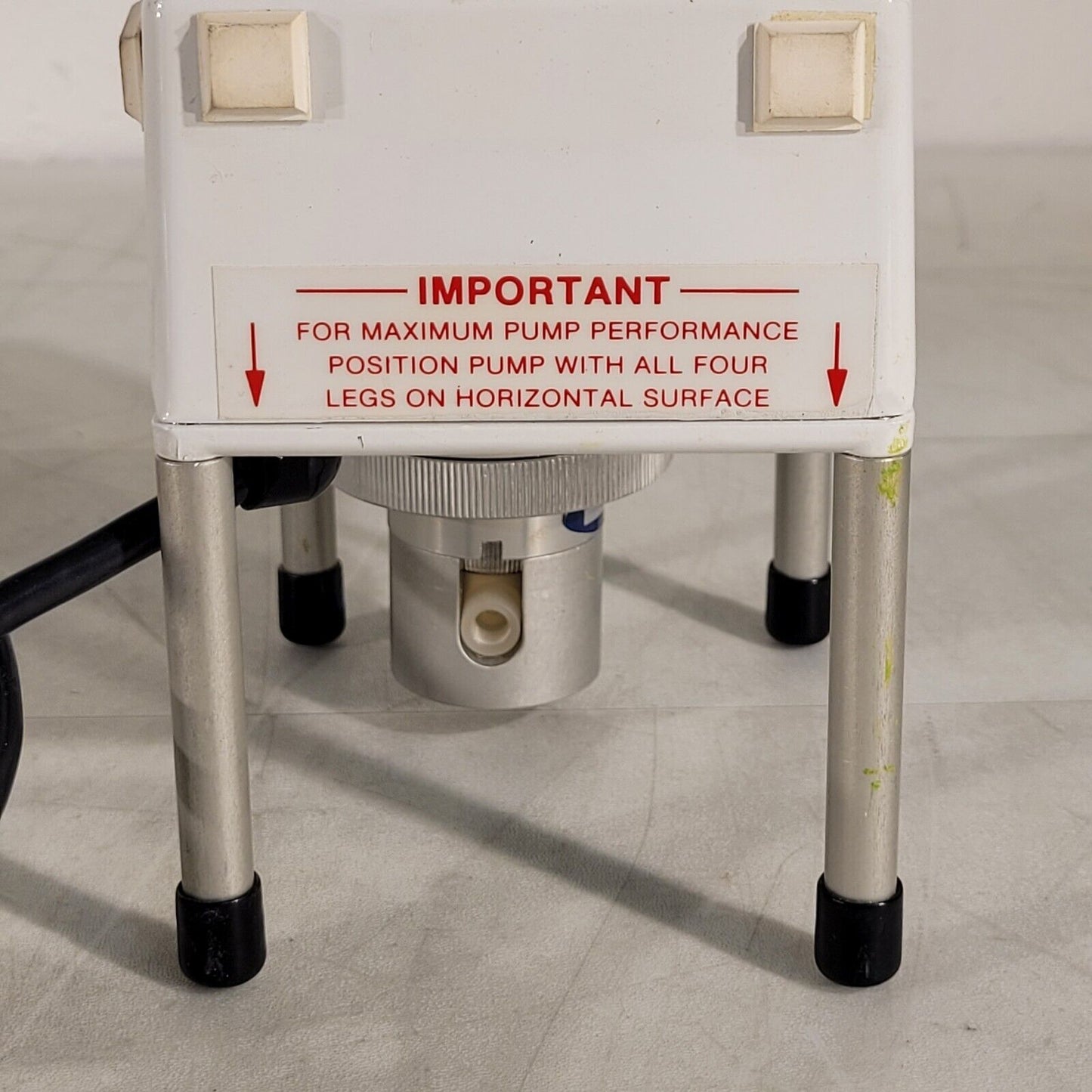 Fluid Metering Lab Pump Jr RHSY Synchronous Pump 115V 60Hz