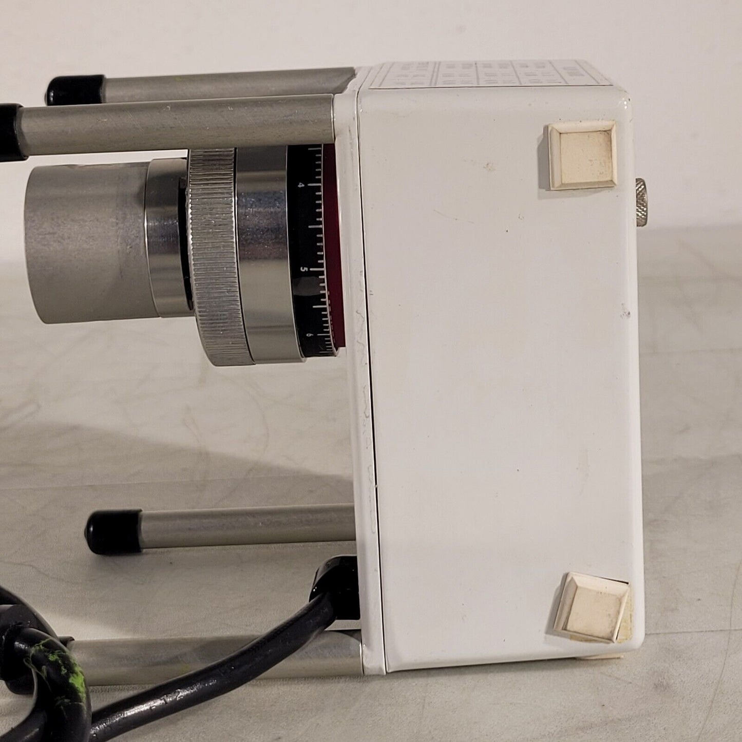 Fluid Metering Lab Pump Jr RHSY Synchronous Pump 115V 60Hz