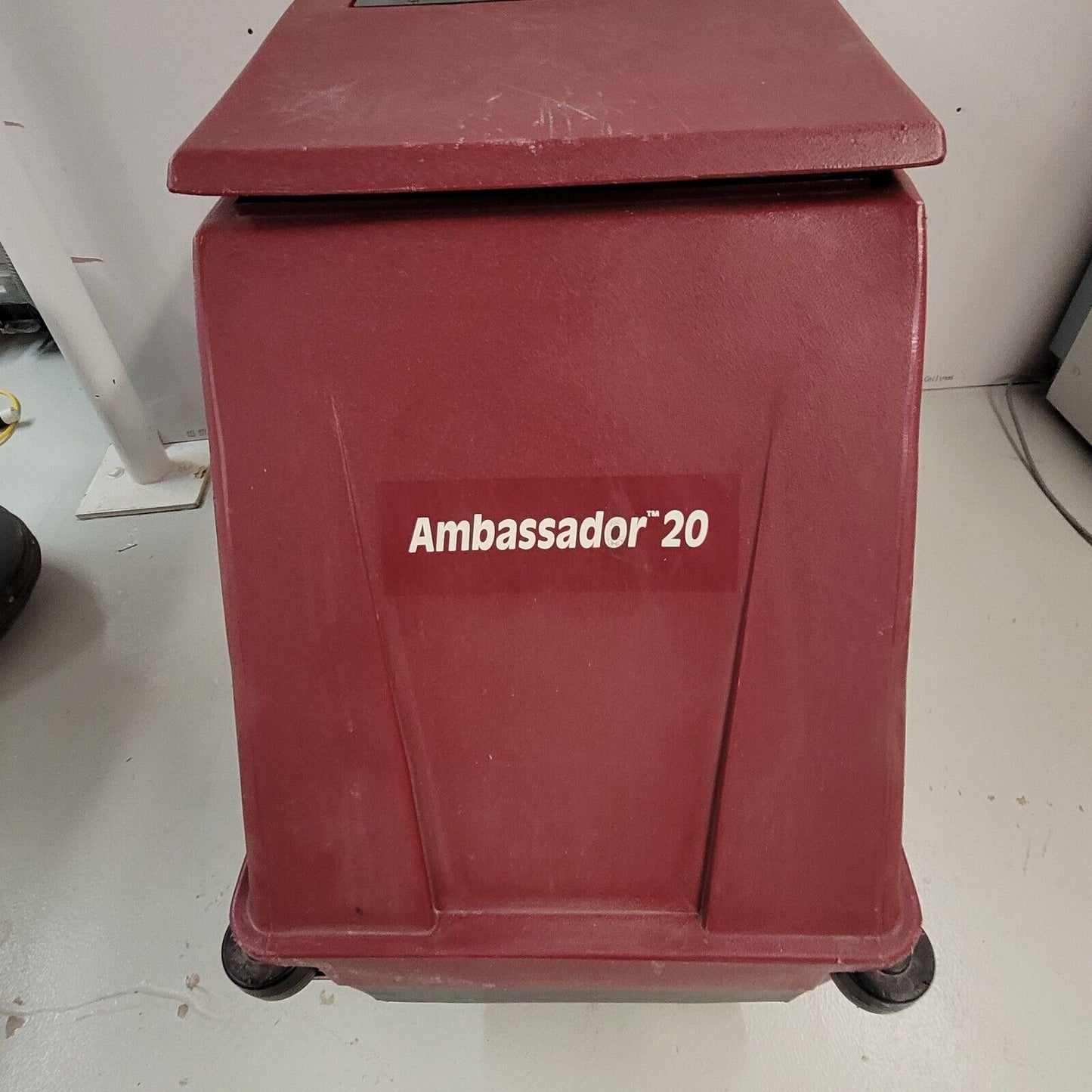 Minuteman Ambassador 20 Walk Behind Carpet Cleaner Extractor Tested C8420-115