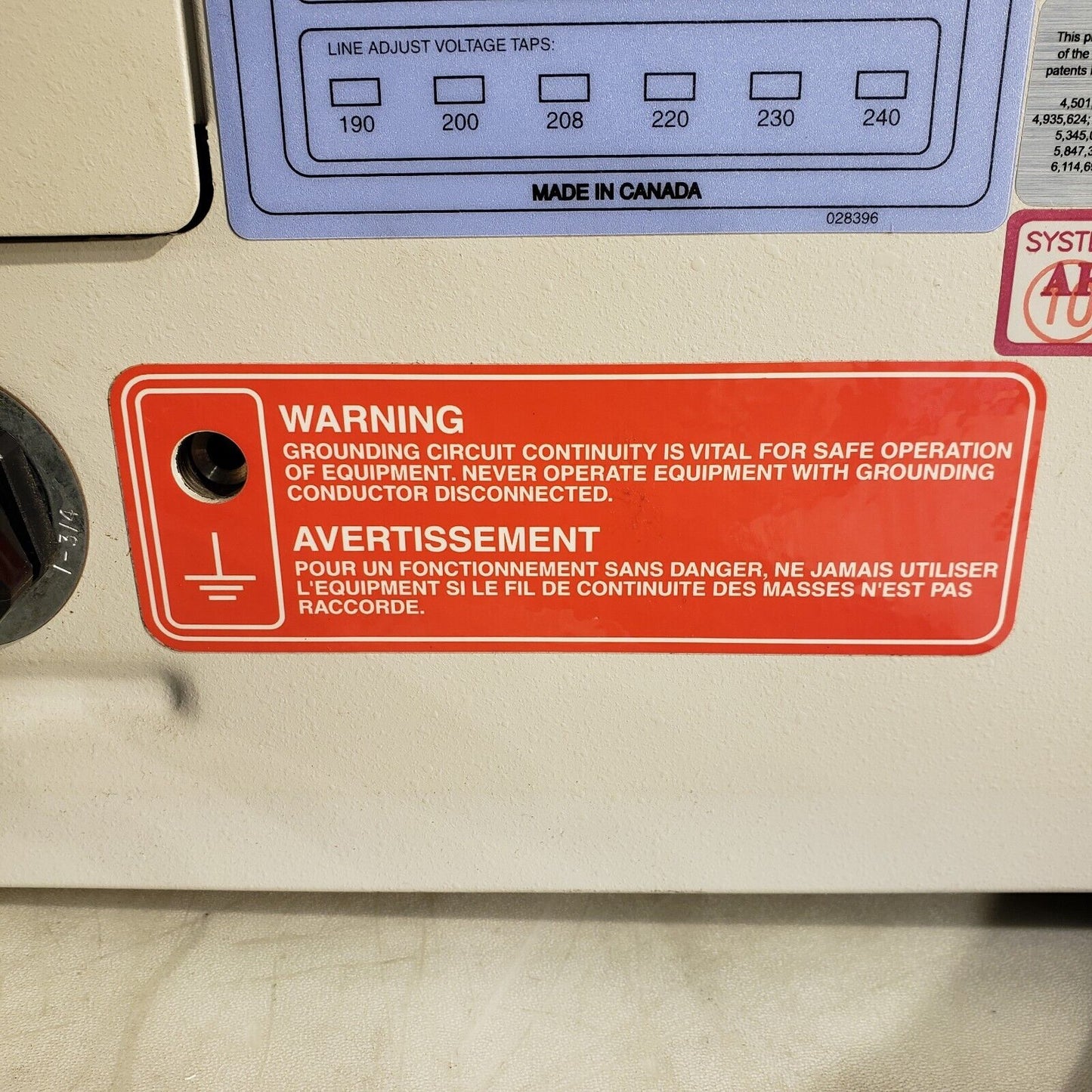 MDS SCIEX Elan 9000 PDU Power Dist Breaker Box 028709 From ICP Mass Spectrometer