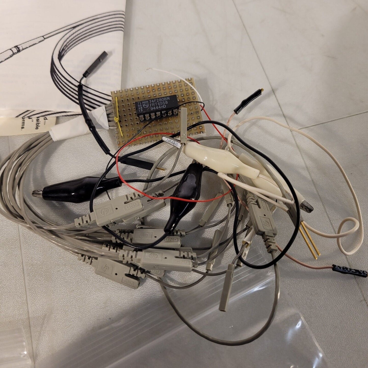 Lot of HP Hewlett Packard and Tek Tektronics Probe Tips, Wires, And Grabbers