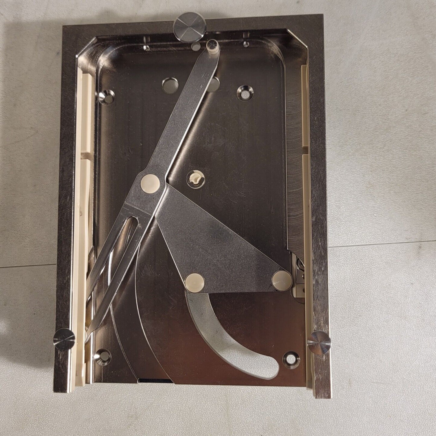 Sample Tray UHV Insert Holder For Bruker UltraFlex II Mass Spectrometer Vacuum