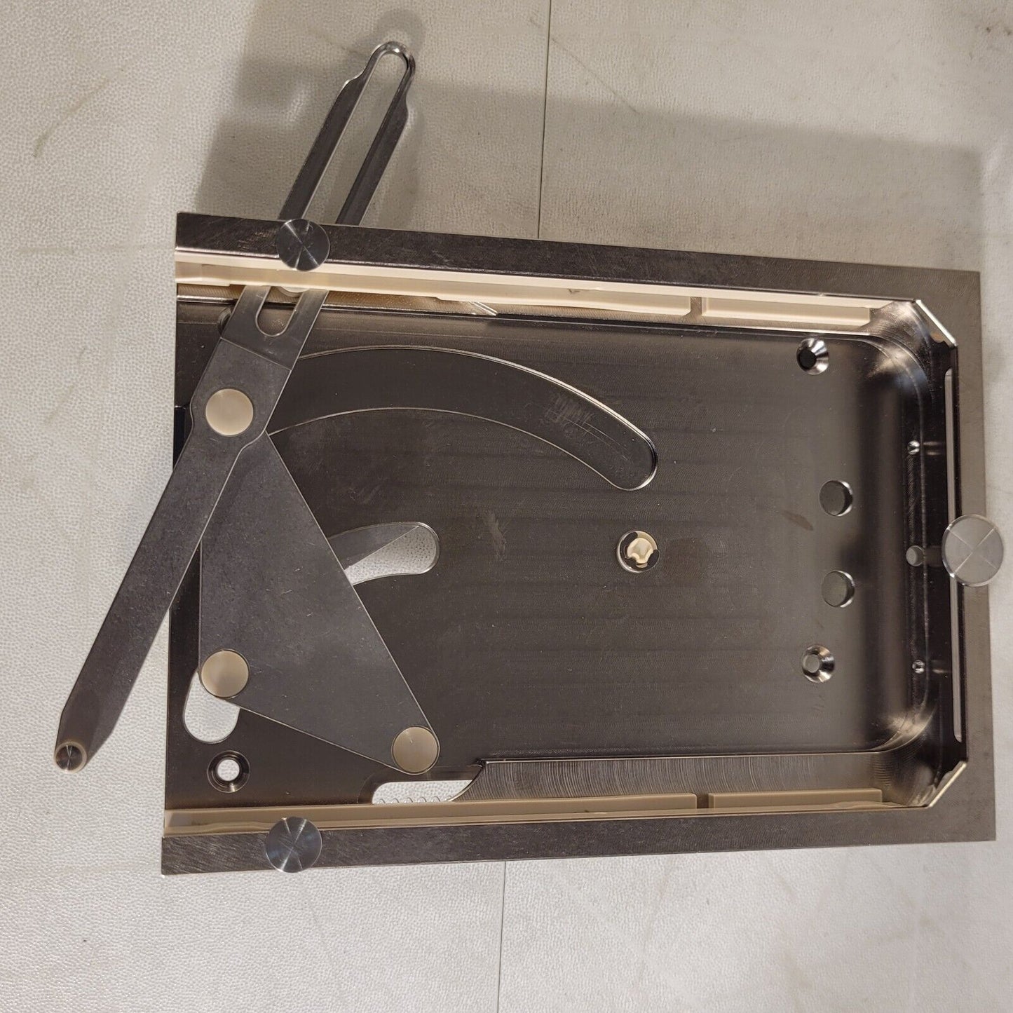 Sample Tray UHV Insert Holder For Bruker UltraFlex II Mass Spectrometer Vacuum