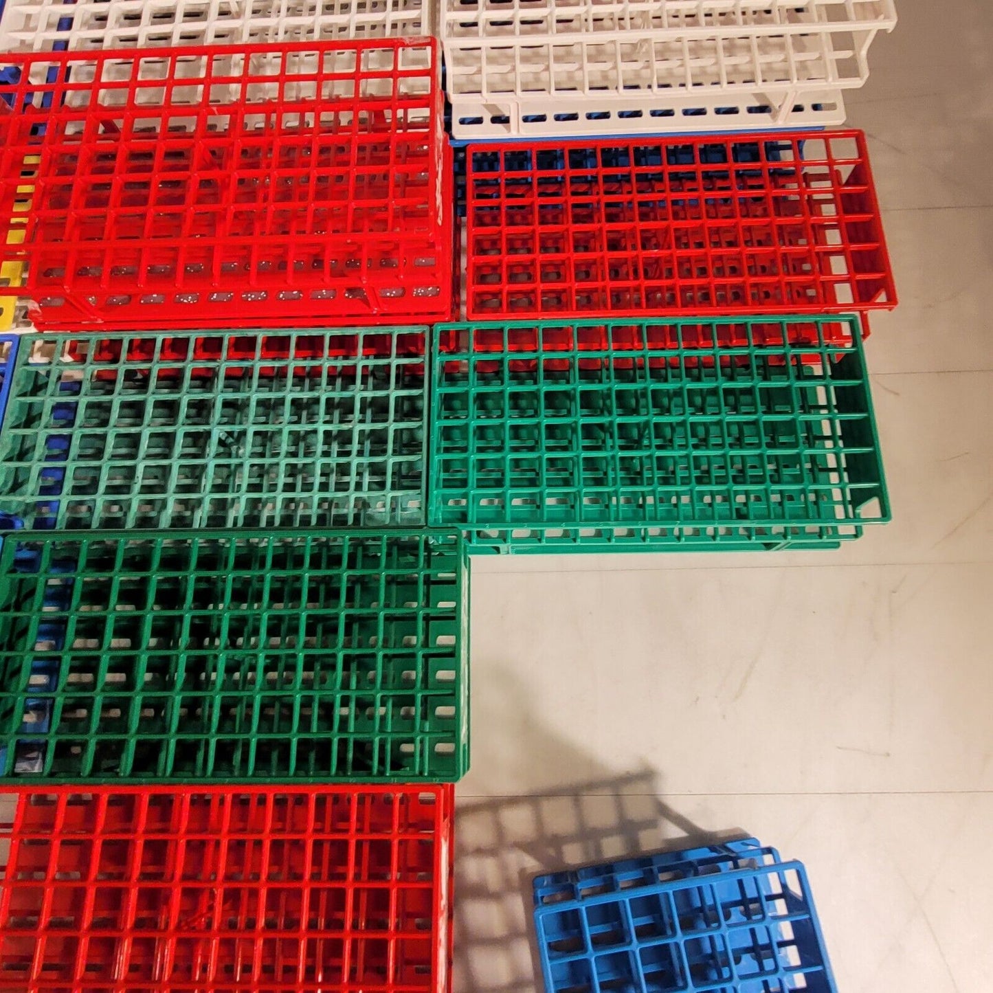 Lot Of Nalgene Plastic Sample Vial Tube Racks 30 Racks Holding 72, 5 Holding 36