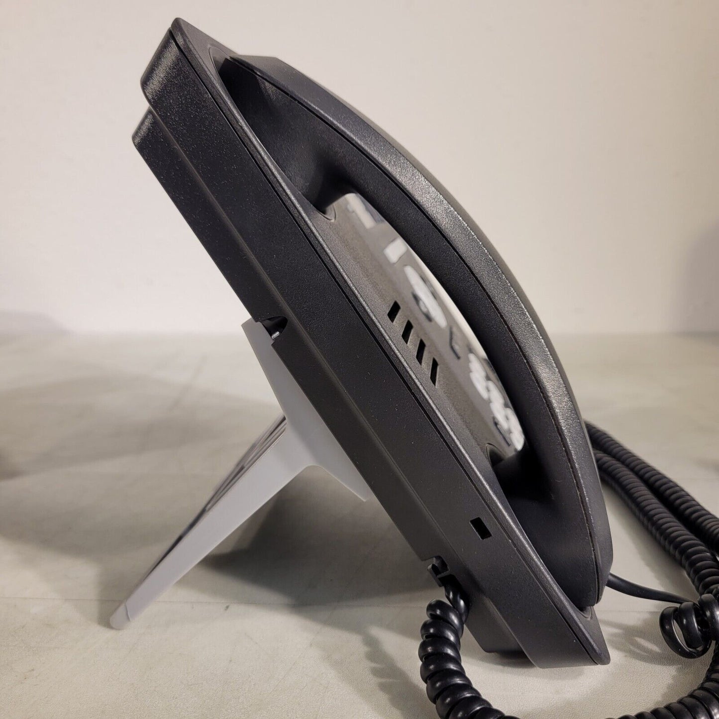 Avaya 9611G IP Deskphone For Parts Admin Code Unknown Color Display