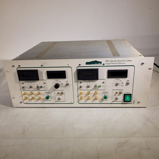 IBM Almaden Single Photon Detector- Missing 3 Knobs And 2 Switches Bent