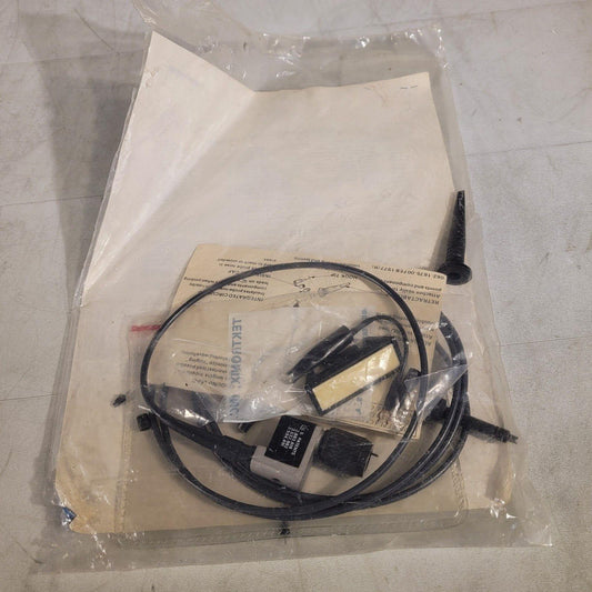Tektronix P6063B Passive Probe 1X Or 10X  225MHz 15-24pF 6ft Length