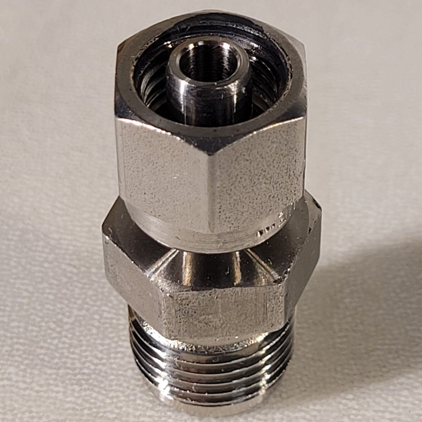 Swagelok 1/4" Female To 3/8" Male Adapter Nipple Straight