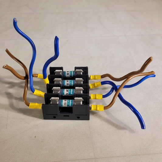 Sato F-66 4 Slot Fuse Holder 250v 10 Amp AC FLM