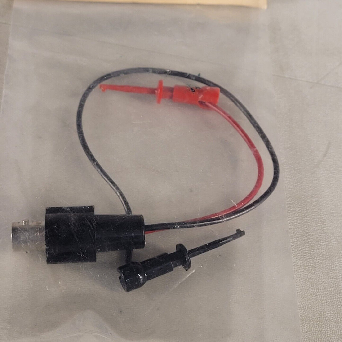 EZ-Hook 1001XM Female BNC Breakout to XM Micro-Hooks Probe