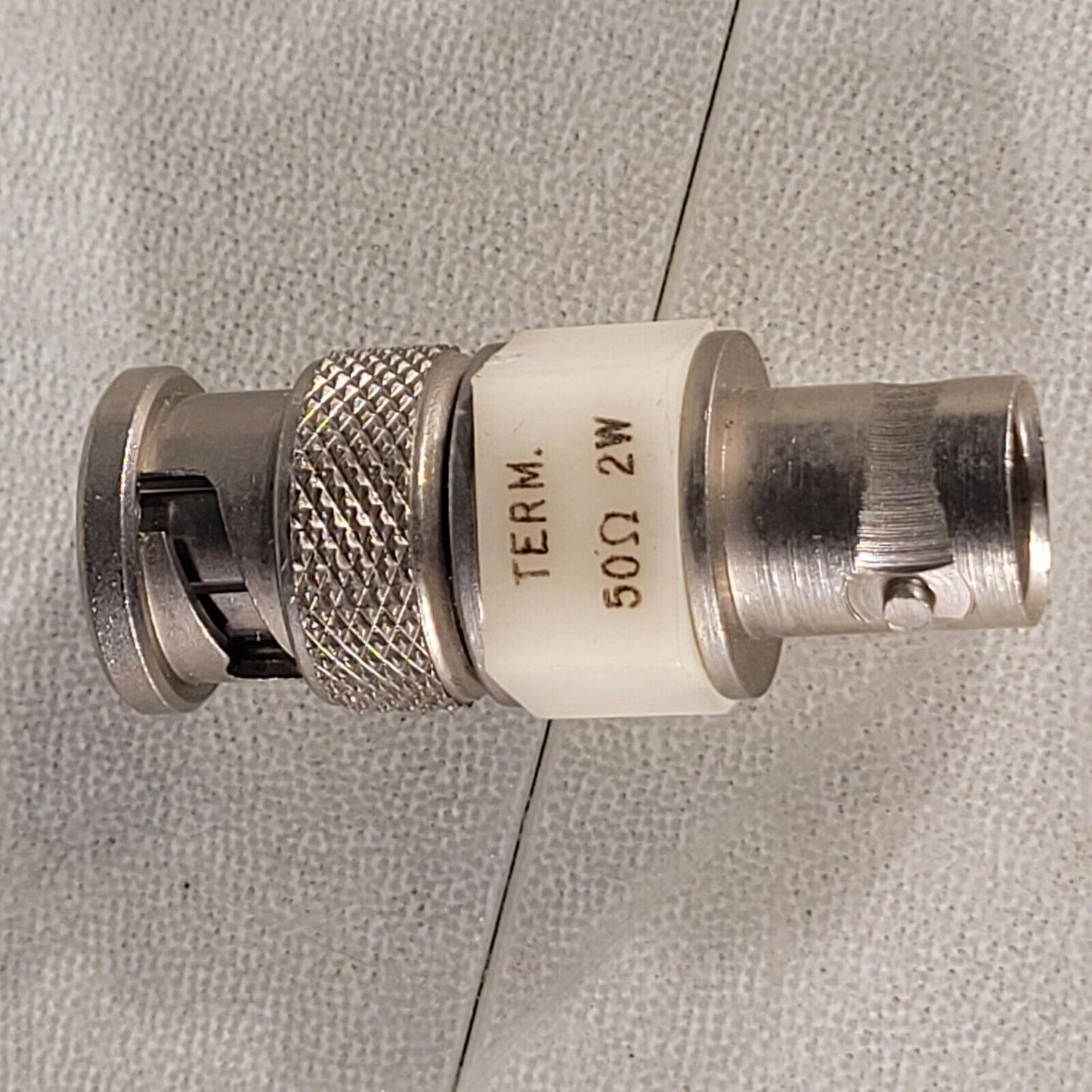 Tektronix  011-0049-01 50 Ohm 2 Watt BNC Feedthrough Termination