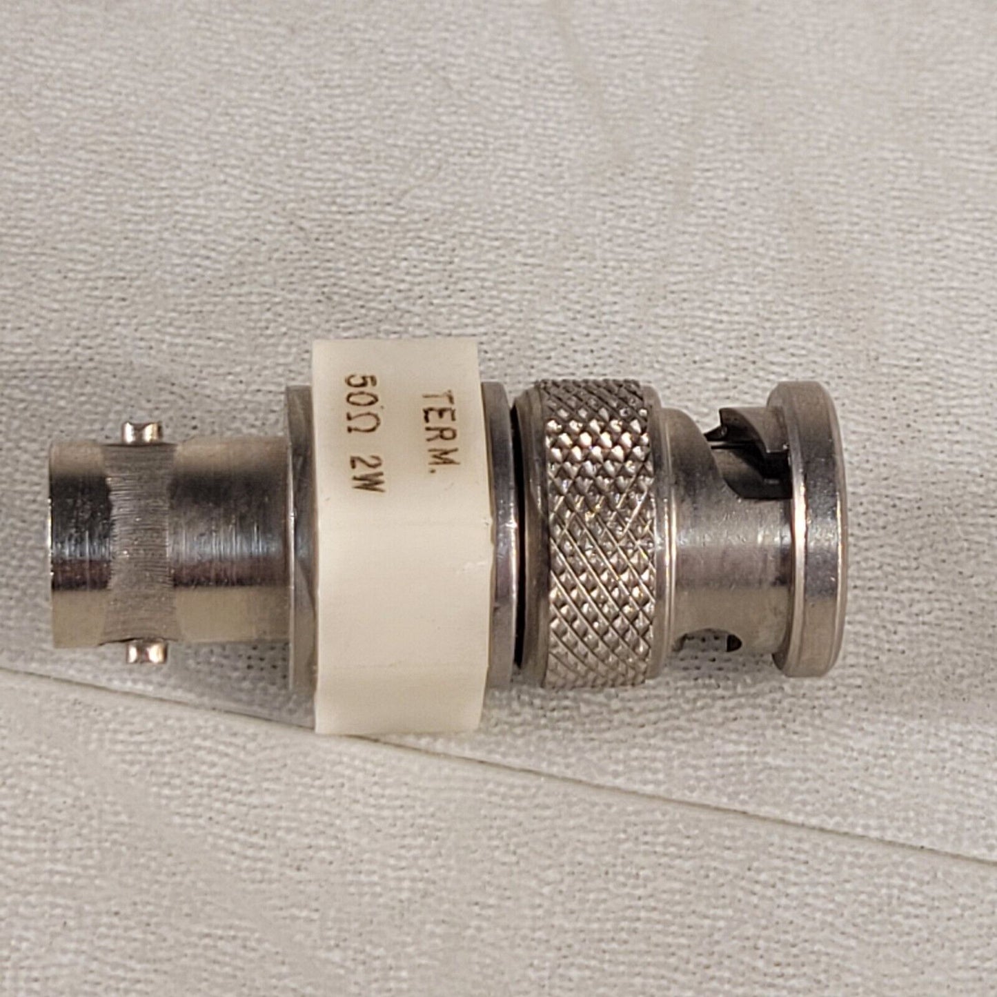 Tektronix  011-0049-01 50 Ohm 2 Watt BNC Feedthrough Termination