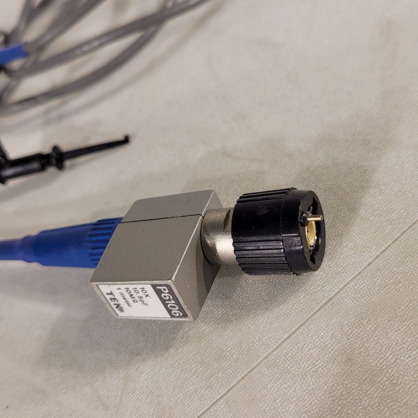 Tek P6106 10X 10.5pF 10M Ohm Oscilloscope Probe 1 Meter