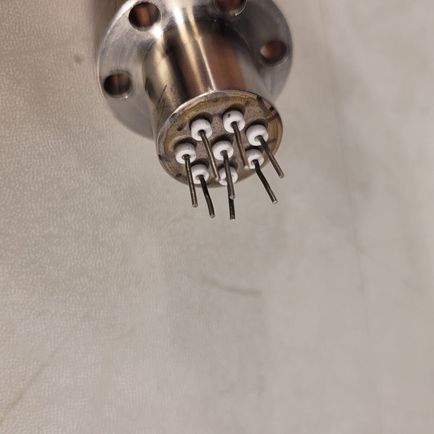 MDC 1.33" CF Conflat DN16CF Electrical Feedthrough 8 Pin High Vacuum Stainless