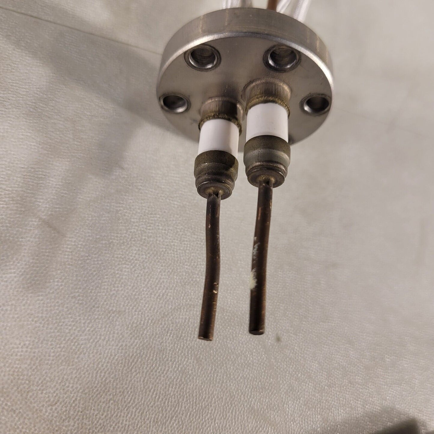 1.33" CF Conflat DN16CF Feedthrough 2-Pin High Vacuum High Voltage Stainless