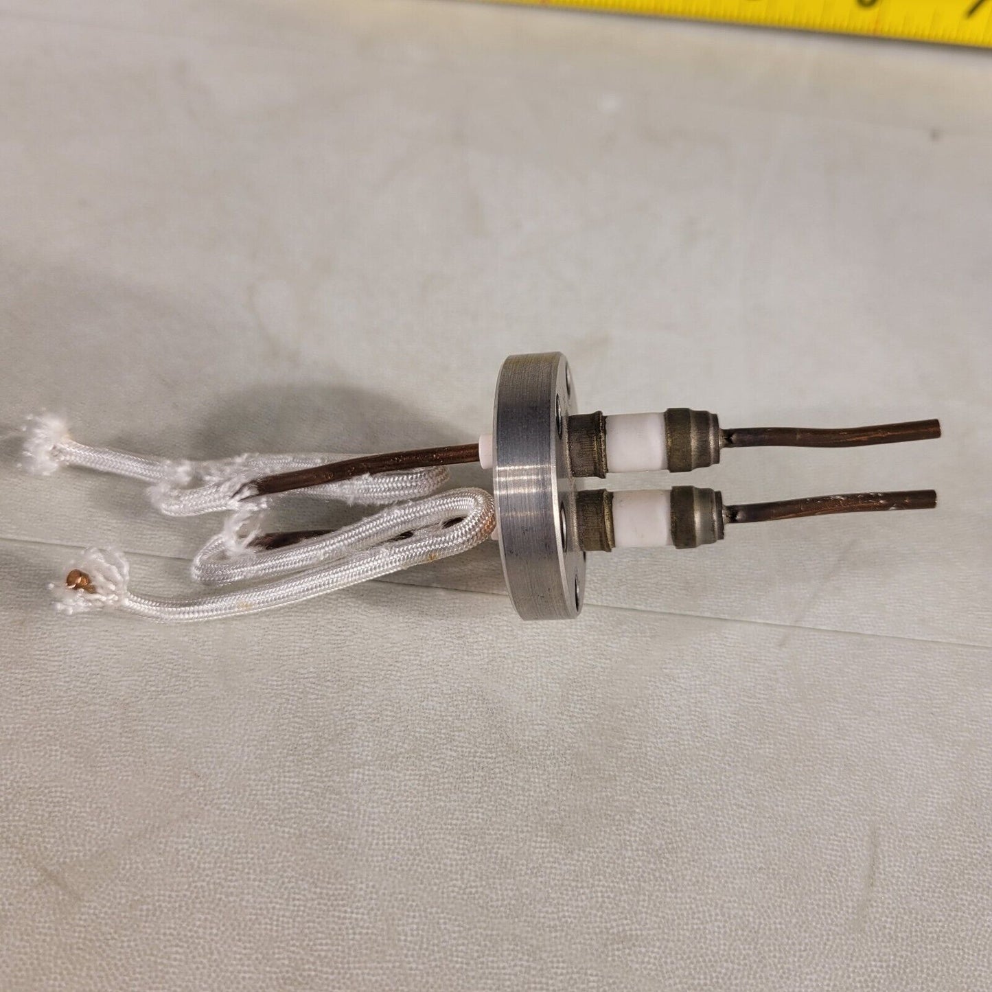 1.33" CF Conflat DN16CF Feedthrough 2-Pin High Vacuum High Voltage Stainless