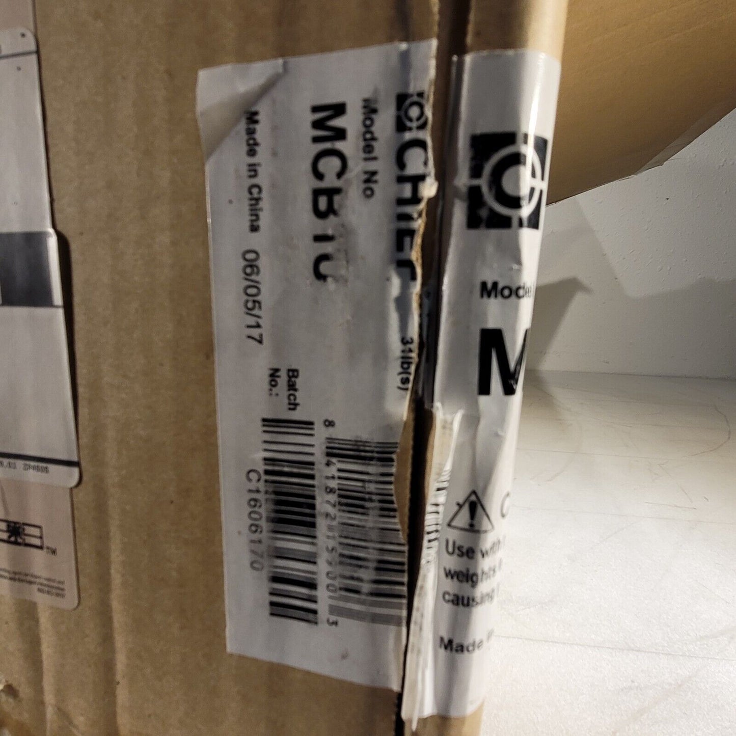 Chief MCB1U Back To Back Flat Panel Ceiling Mounts Black New Open Box