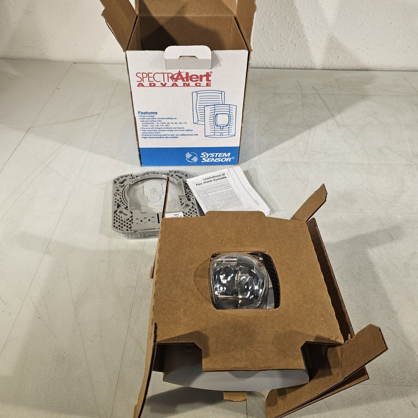 System Sensor SPSW-CLR-ALERT White Wall Speaker Strobe Fire Alarm Honeywell
