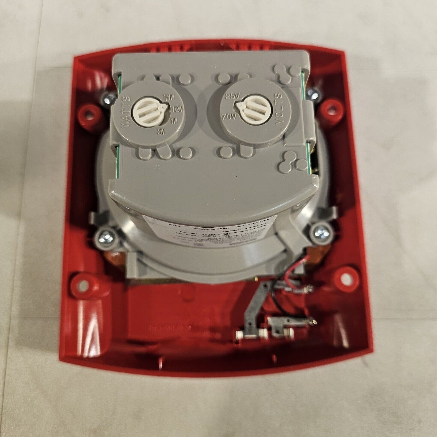 System Sensor SpectrAlert SPRK Speaker w/ Wall Mount Outdoor Red Honeywell Alarm