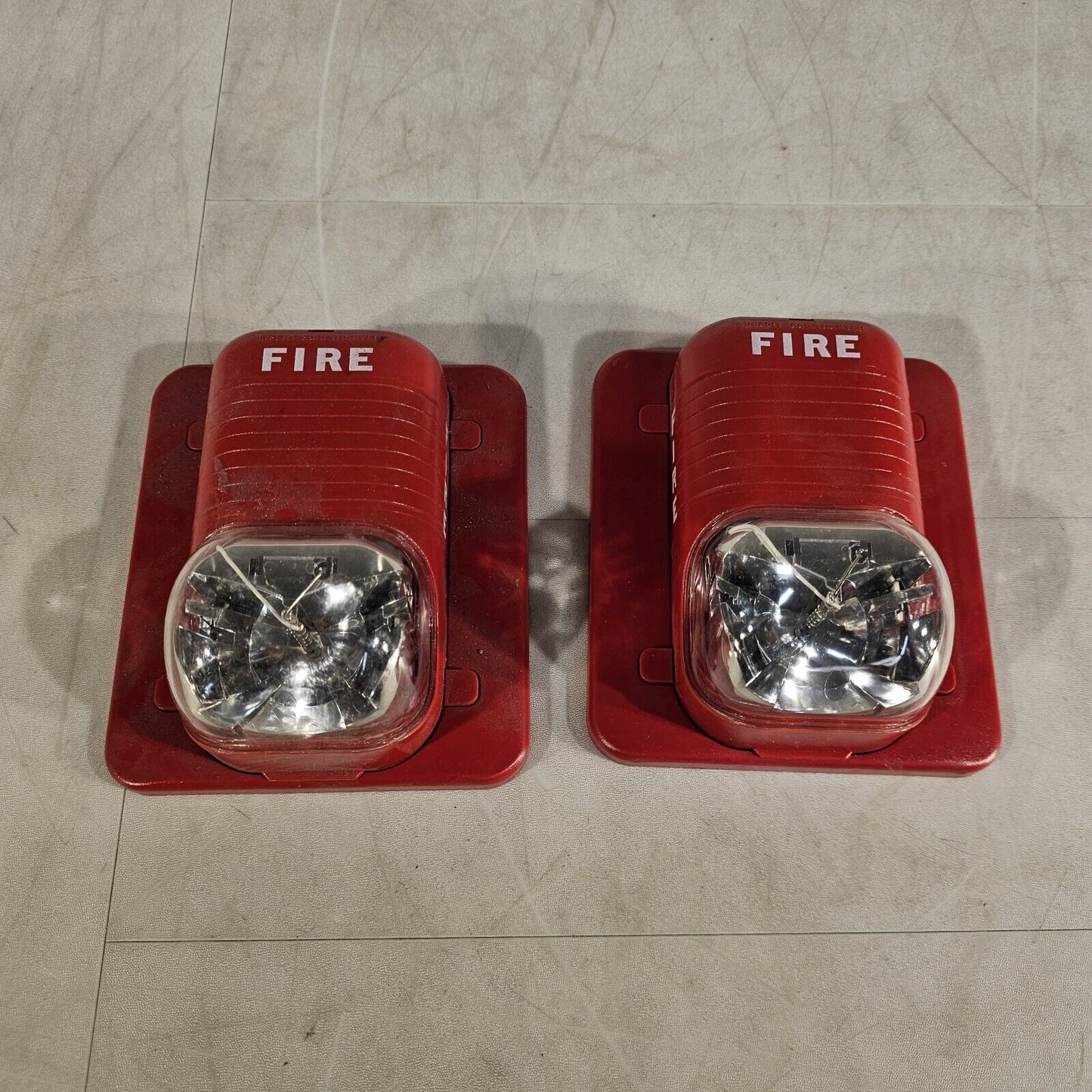 Lot Of 2 Used System Sensor SpectrAlert S1224MCK Weatherproof Output Strobe