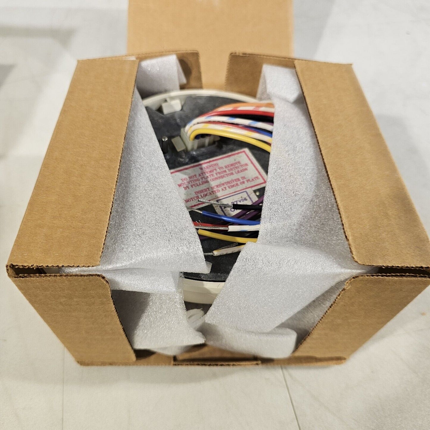 Chloride Pyrotector 3040 RC24 Photoelectric Smoke Detector Vintage 198 ...