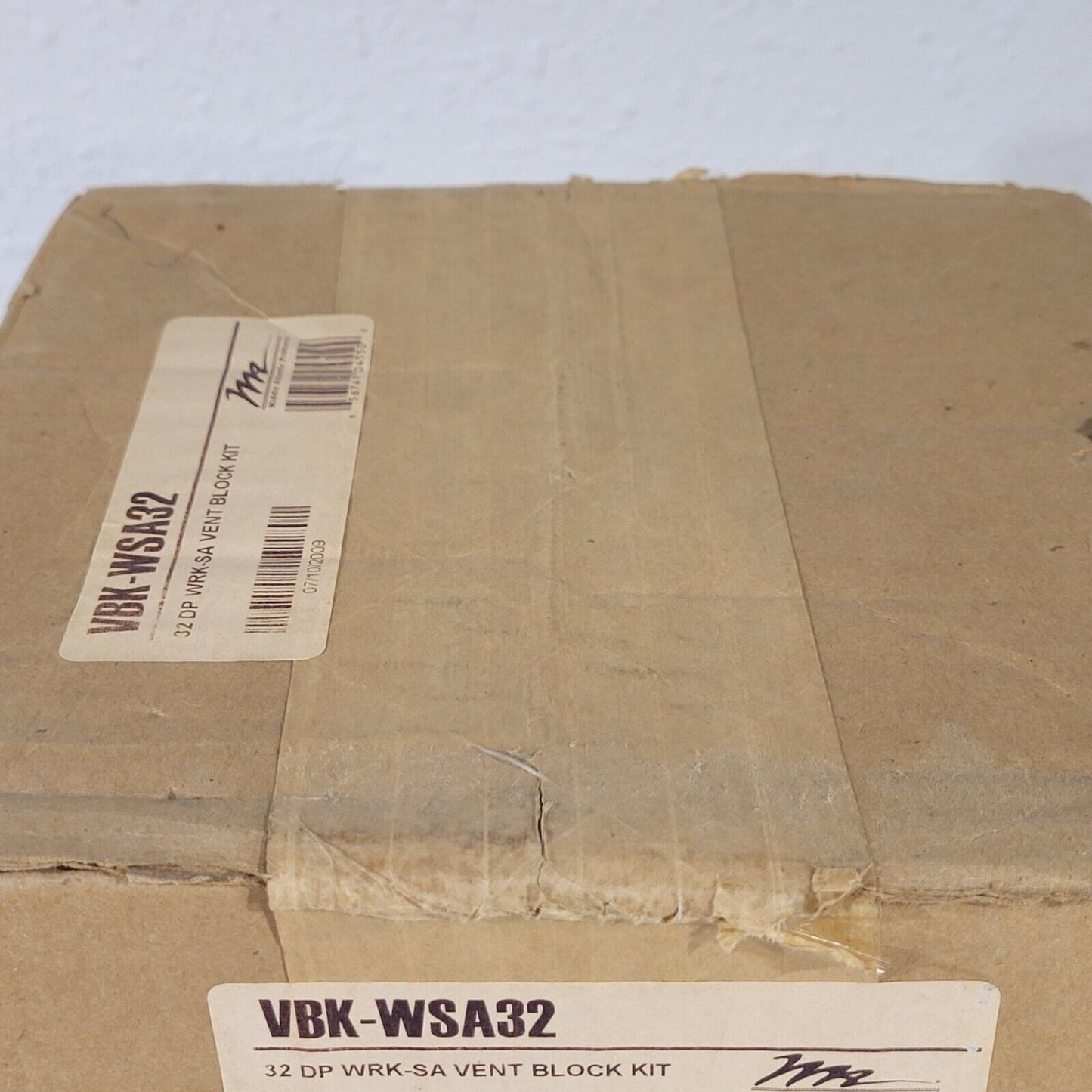 Middle Atlantic Products VBK-WSA32 Vent Blocker Kit for 32.0" Deep Stand Alone