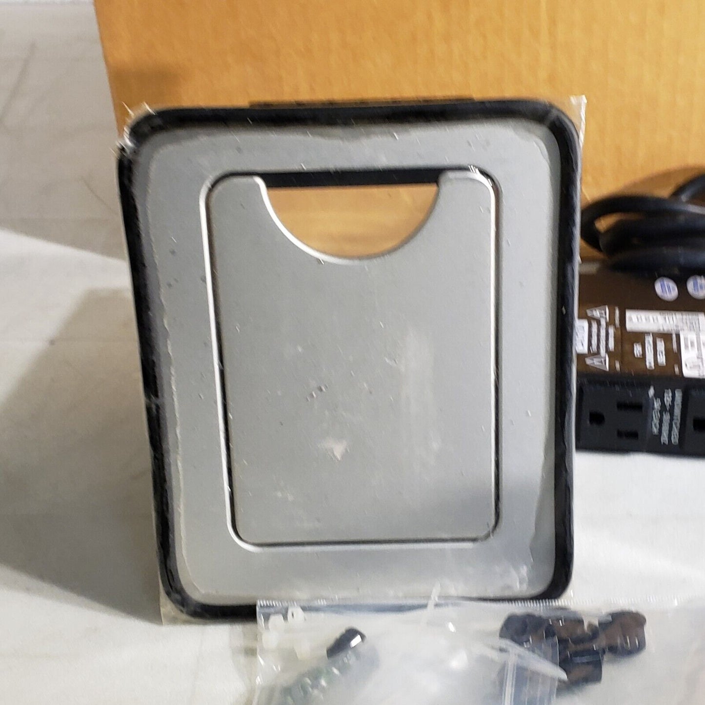 Extron 60-526-03 Electronics Cable Cubby 300S Bru Al Cable Storage Mountable