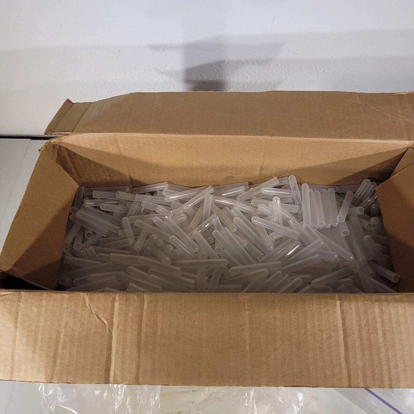 Sarstedt 55.532 Tubes 11×75mm 4ml PP w/ Approx. 400 Lids, Approx. 1000 Tubes