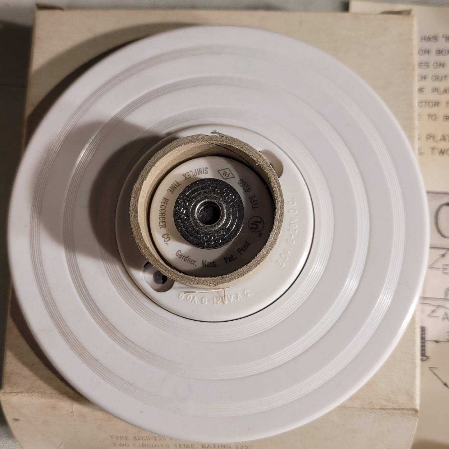 Simplex 4266-135 Heat Detector For Fire Alarm Systems 477-007 Temp Rating 135°