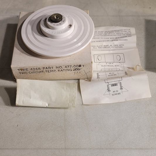 Simplex 4266-135 Heat Detector For Fire Alarm Systems 477-007 Temp Rating 135°