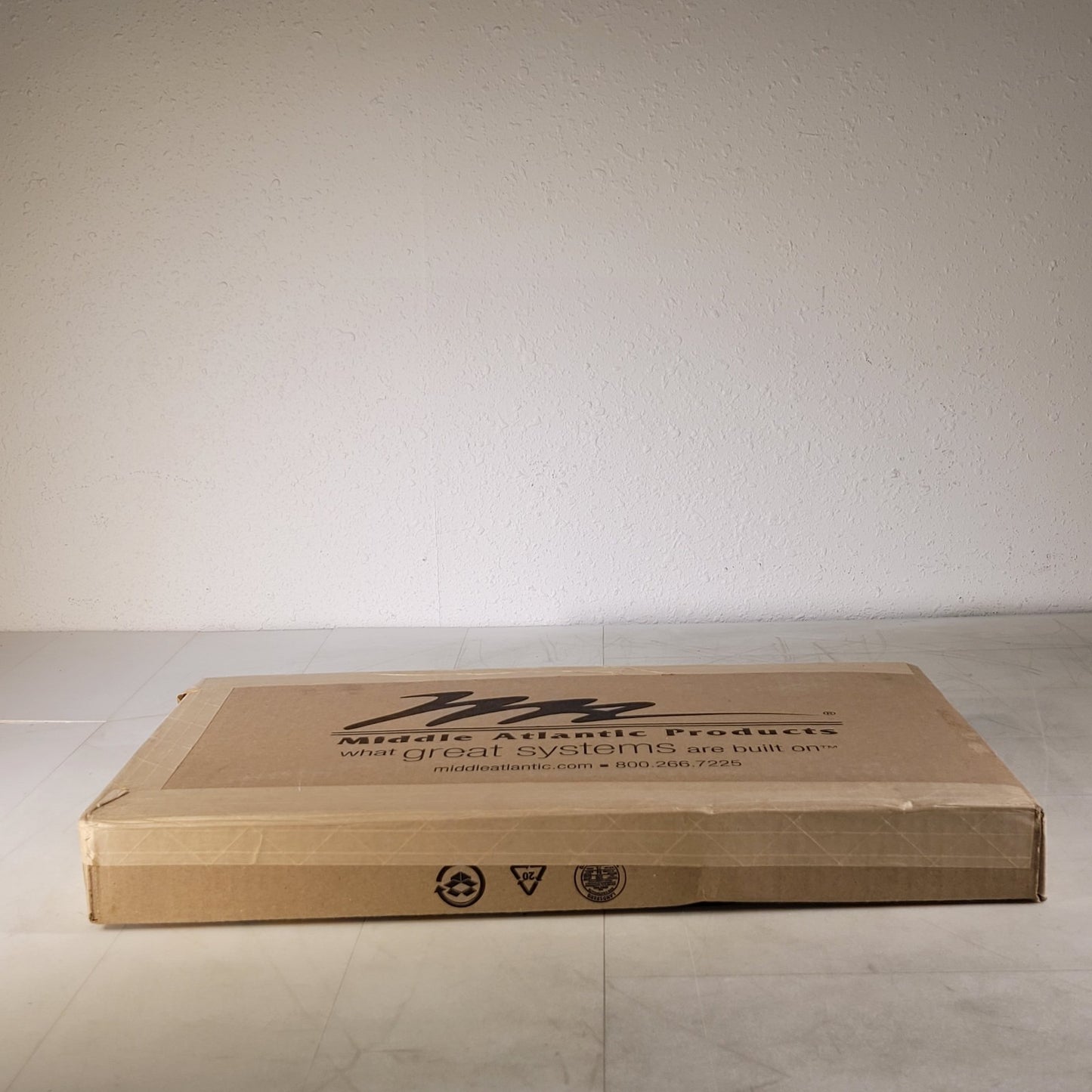 Middle Atlantic HR-UMS1-11.5  Universal Mounting Multi Shelf 11.5" Depth