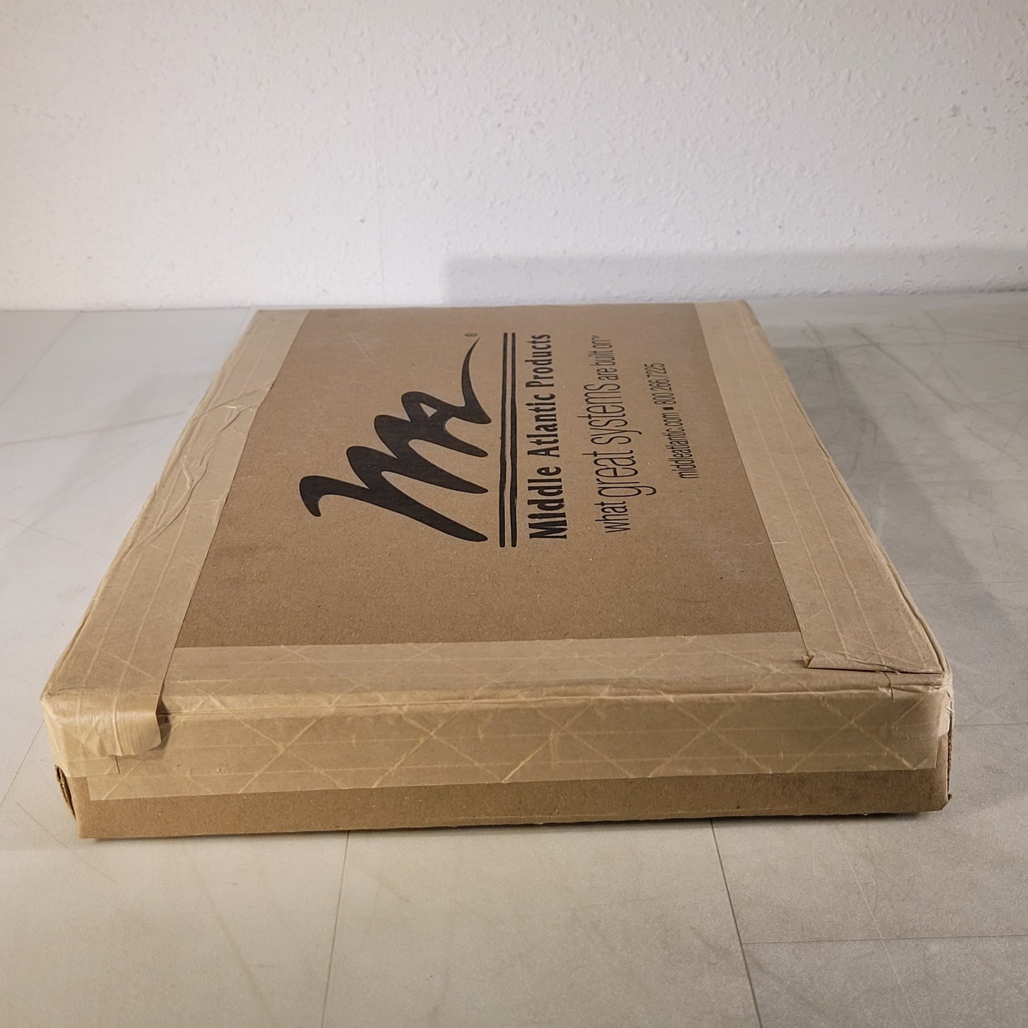 Middle Atlantic HR-UMS1-11.5  Universal Mounting Multi Shelf 11.5" Depth