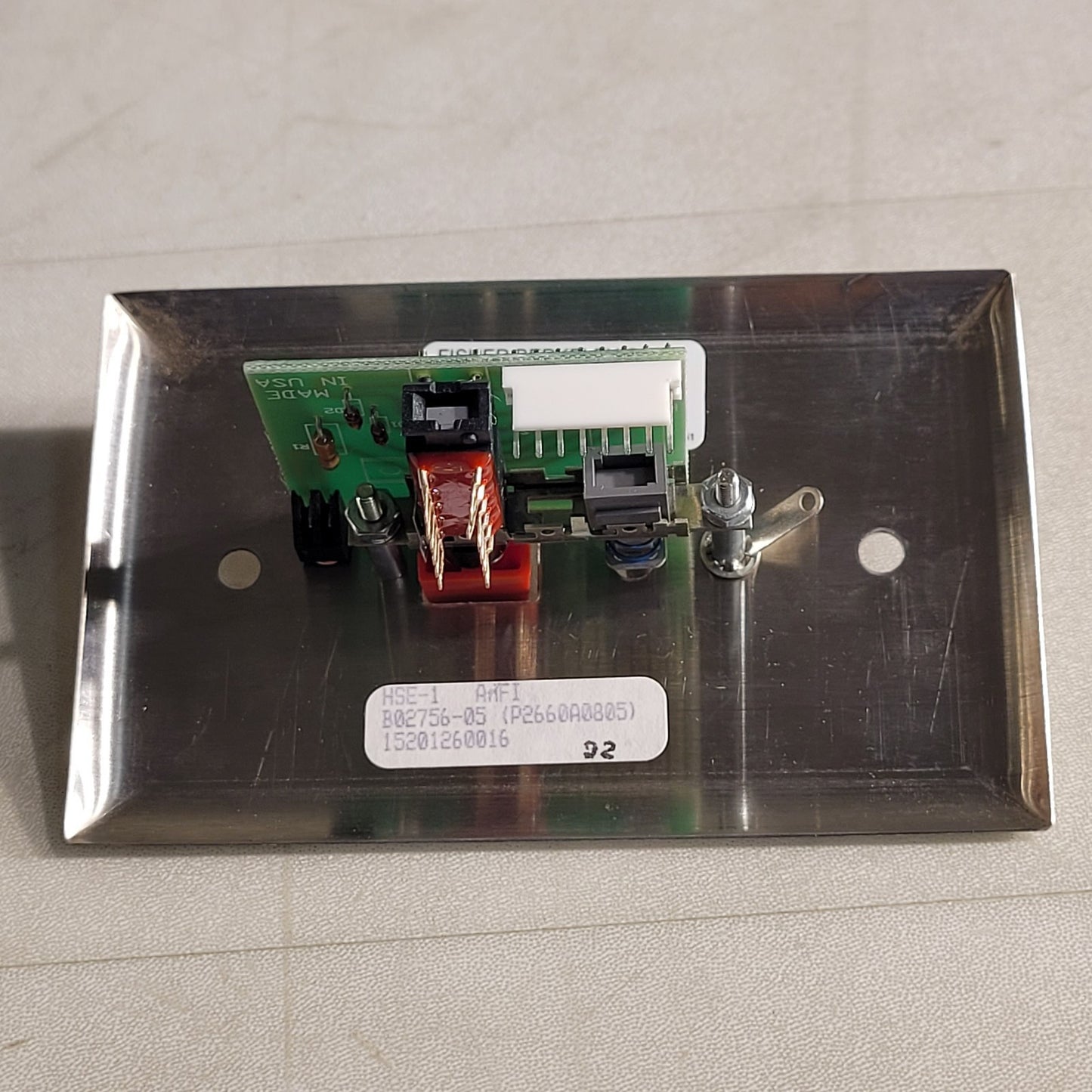 Ektacom HSE-1 Push To Call Nurse Switch B02756-05 Fisher Berkeley