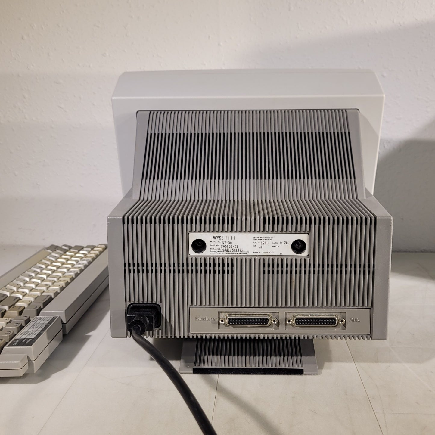 Vintage FCI Wyse Technology WY-30 Monitor 1985 w/ Original Mechanical Keyboard