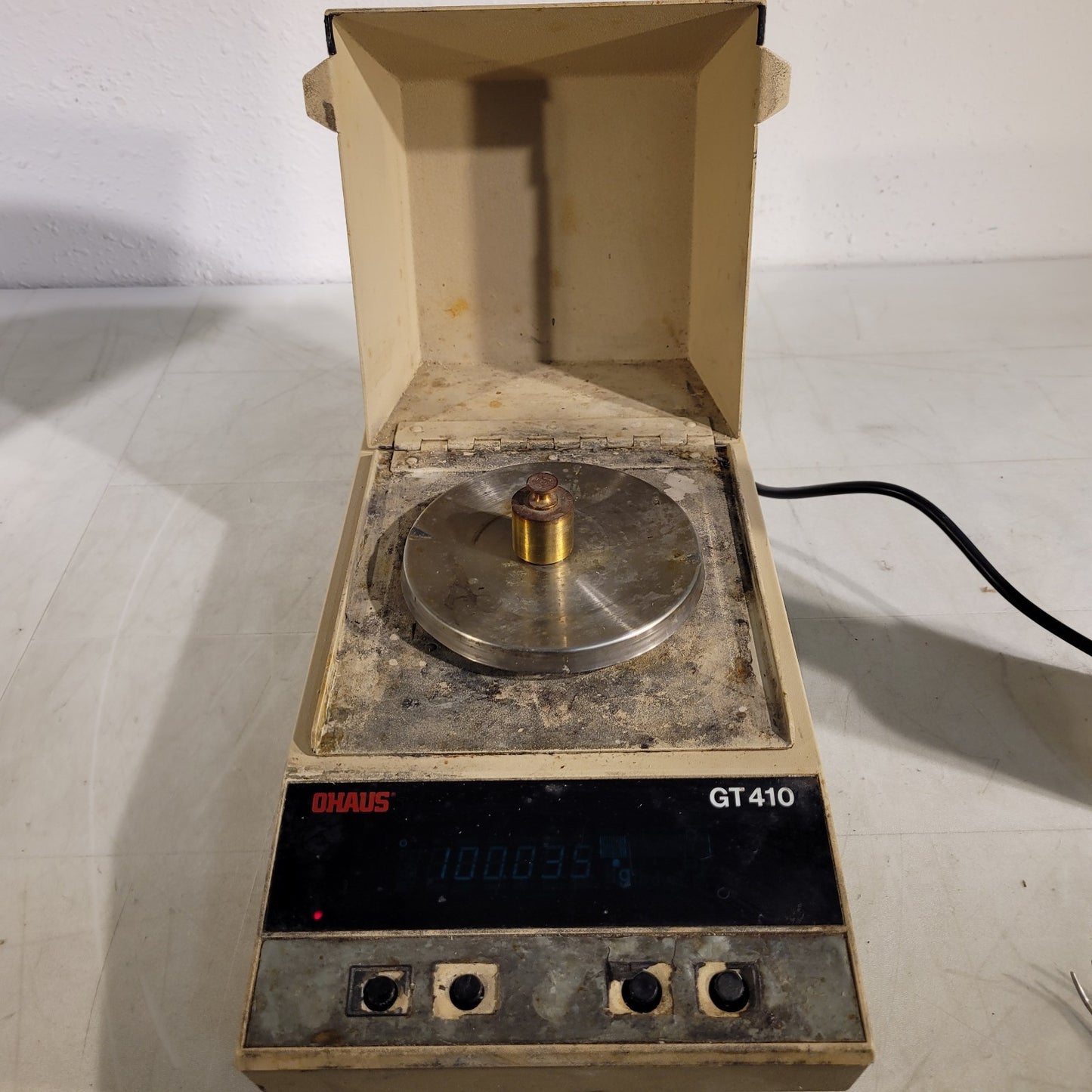 Ohaus GT410 Balance Laboratory Scale Measures Grams Only