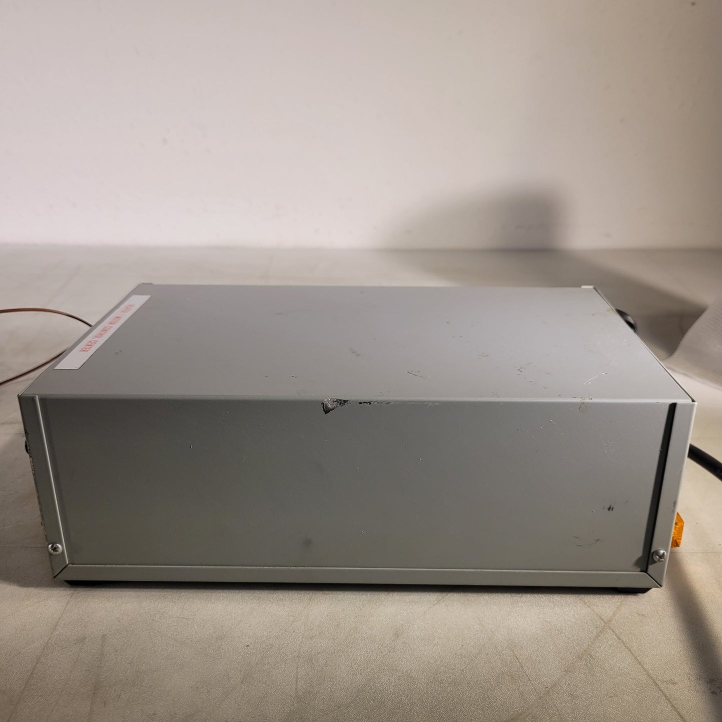 Omega DP462 Temperature Controller Process Box with Probe