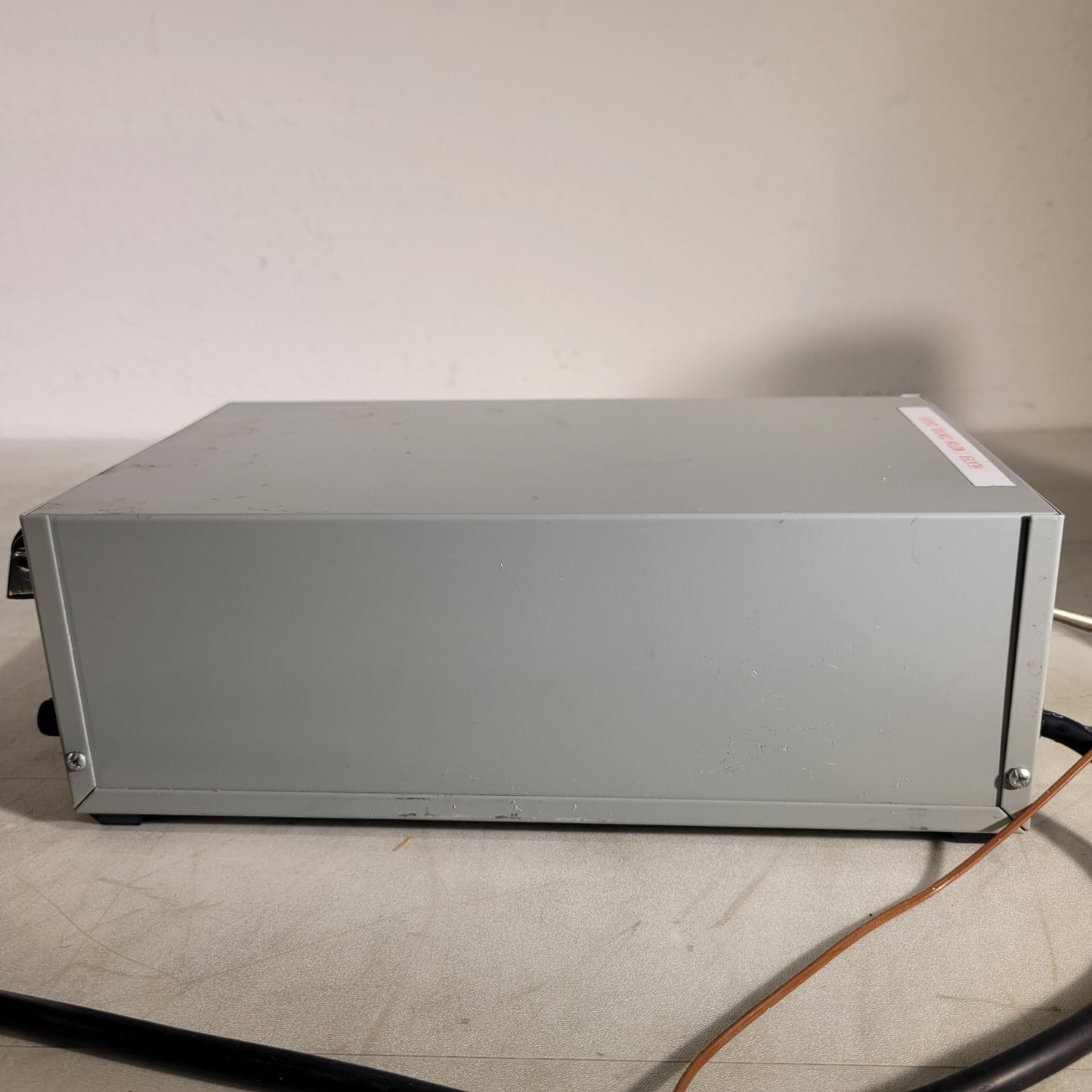 Omega DP462 Temperature Controller Process Box with Probe