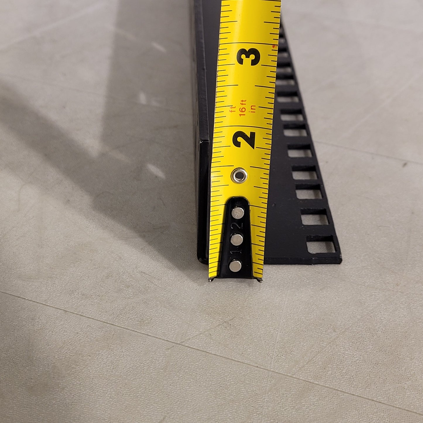 Lowell L212-24 Metal Rack Rails Pair Black Build a Rack Standard 14U