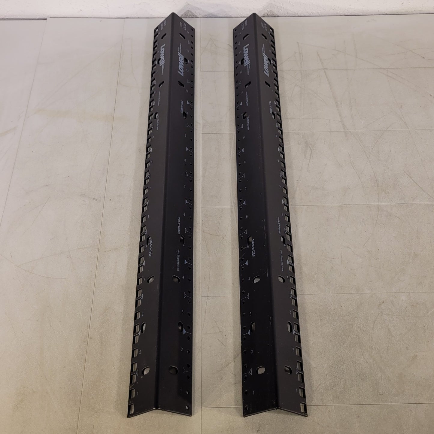 Lowell L212-24 Metal Rack Rails Pair Black Build a Rack Standard 14U
