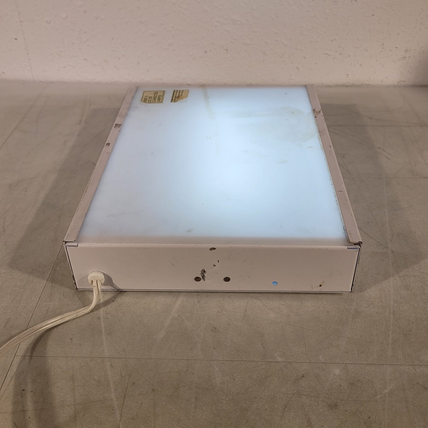 Logan 810/920 Light Box Lamp & Watt Fluorescent Bulb Desktop Lightbox