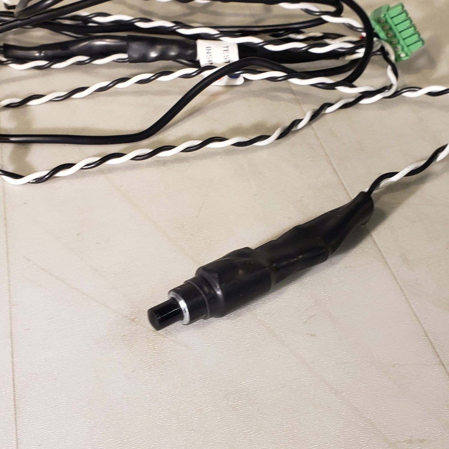 Telecor eAmp Audio Cable Push Button Audio Cable Split 1/8"