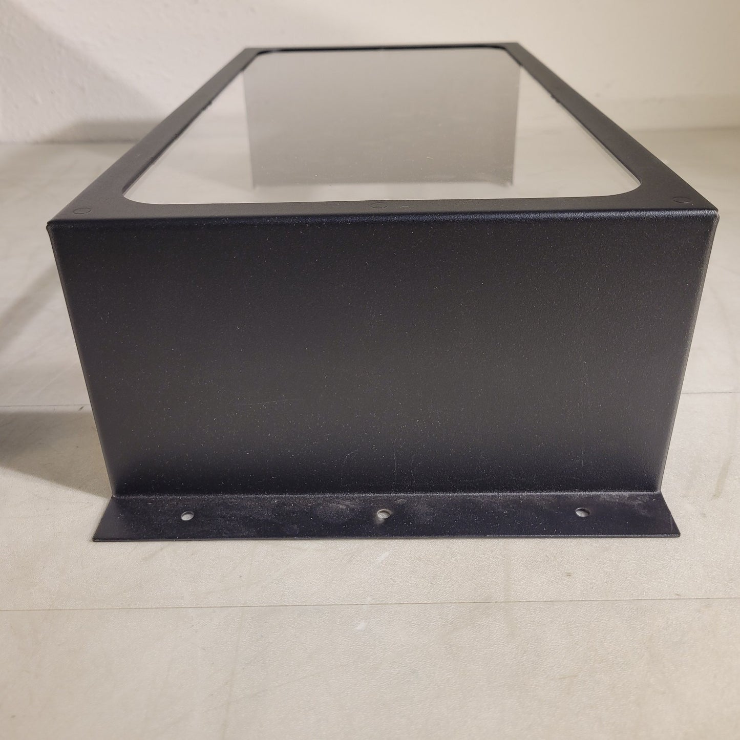 Moutable Viewport Port Metal Box 16-1/2" × 8-1/2" × 4-1/2 Black