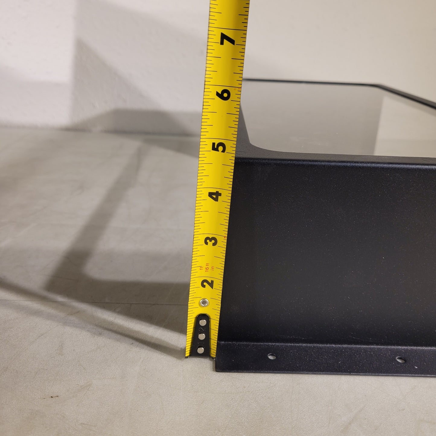 Moutable Viewport Port Metal Box 16-1/2" × 8-1/2" × 4-1/2 Black