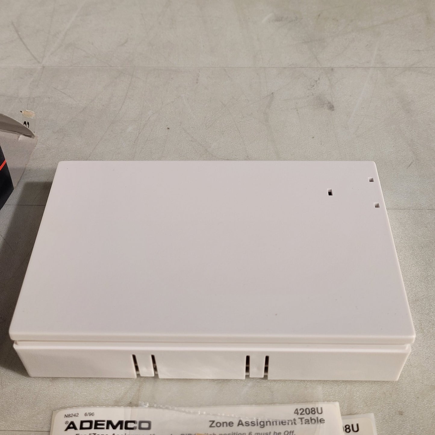 Ademco 4208U Universal 8 Zone Remote Point Module White 781410006560