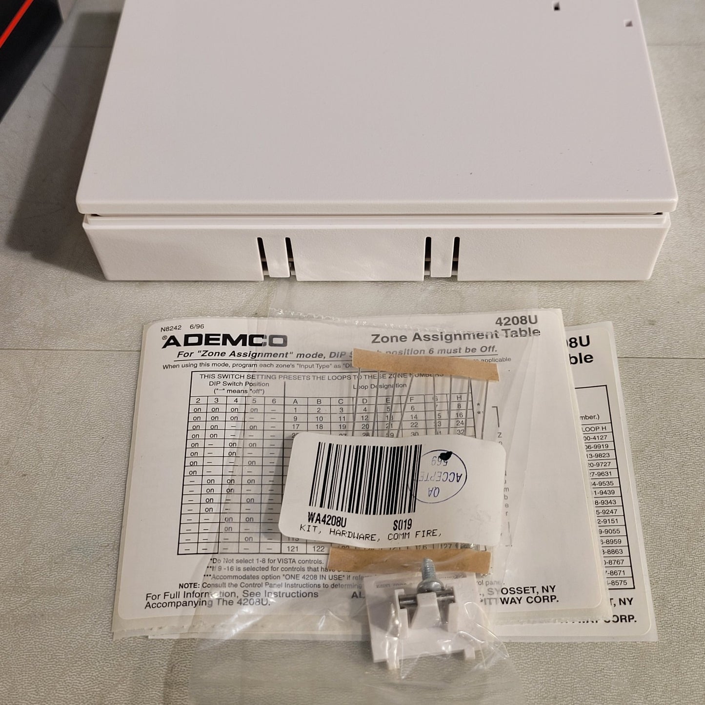 Ademco 4208U Universal 8 Zone Remote Point Module White 781410006560