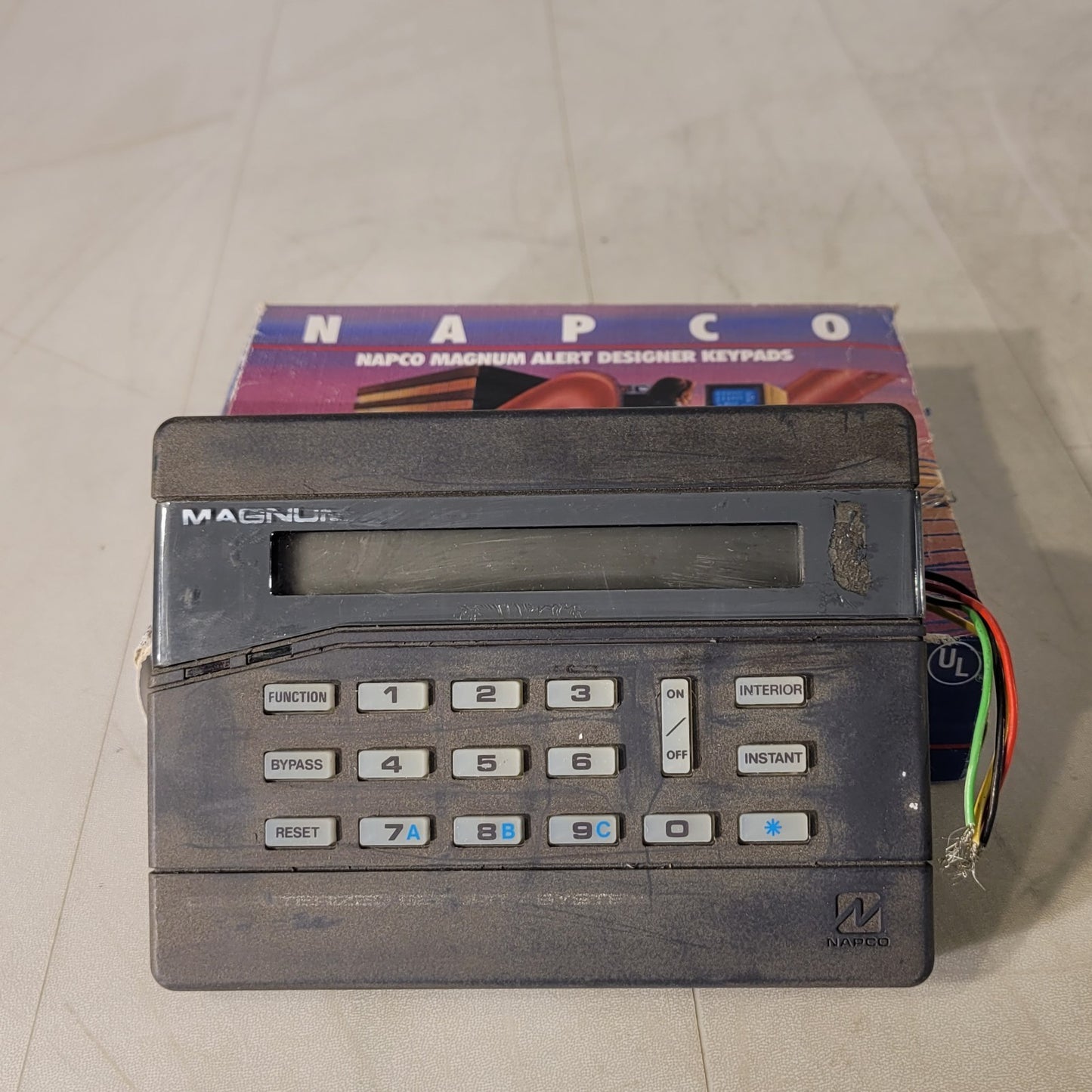 Napco Magnum Alert RP2000LCD GRNT Computerized Security System Grey Keypad