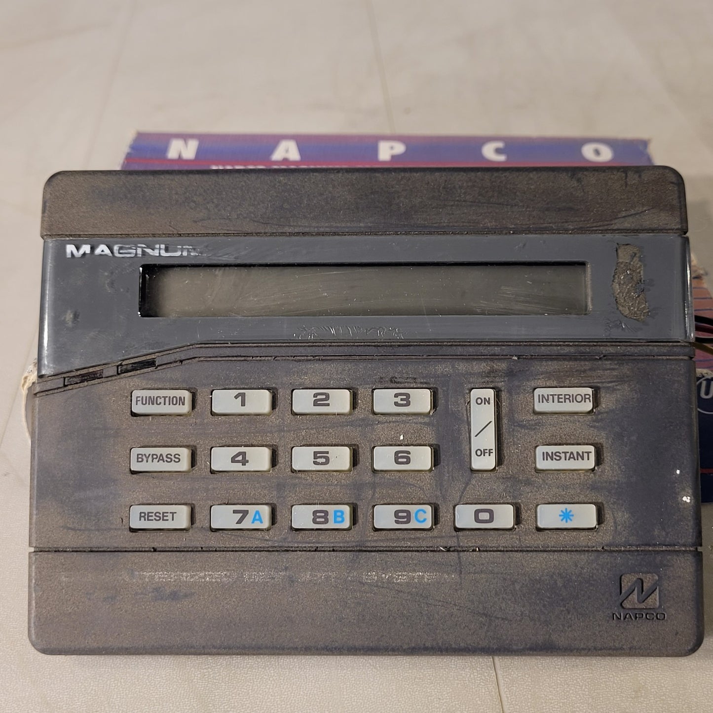 Napco Magnum Alert RP2000LCD GRNT Computerized Security System Grey Keypad